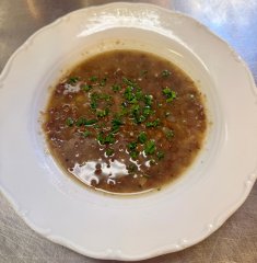 Oběd 07.11.2025 beskydská polévka