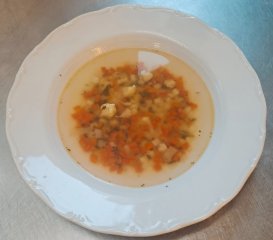 Oběd 12.01.2026 písmenková polévka