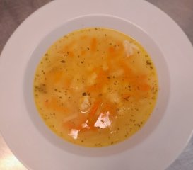 Oběd 13.02.2026 polévka s domácí máslovou jíškou