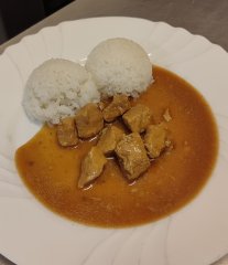 Oběd 21.10.2025 vepřové na kmíně s rýží