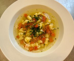 Oběd 22.06.2026 vývar s nočky