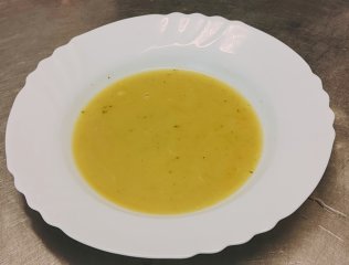 Oběd 20.11.2025 zeleninový krém