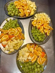 Svačina 10.12.2025 ovocná mísa