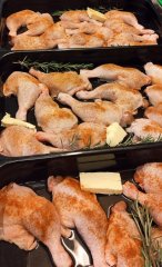 Příprava pečené kuře oběd 03.03.2026