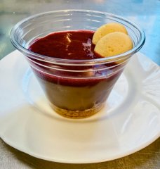 Puding s ovocem a piškoty svačina 17.04.2026
