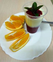 Svačina 15.05.2026 vanilkový puding s ovocem